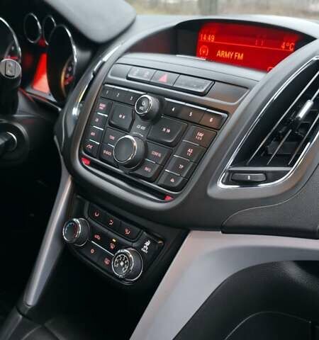 Білий Опель Zafira Tourer, об'ємом двигуна 1.4 л та пробігом 215 тис. км за 8700 $, фото 15 на Automoto.ua