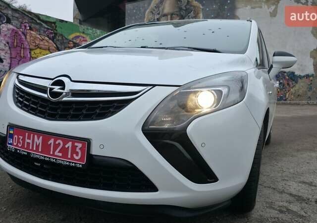 Білий Опель Zafira Tourer, об'ємом двигуна 1.4 л та пробігом 215 тис. км за 8700 $, фото 27 на Automoto.ua