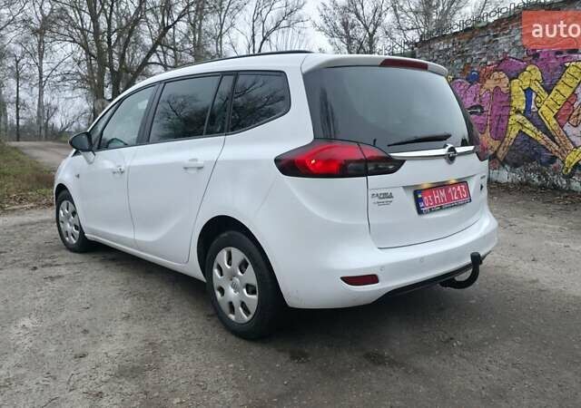 Білий Опель Zafira Tourer, об'ємом двигуна 1.4 л та пробігом 215 тис. км за 8700 $, фото 34 на Automoto.ua
