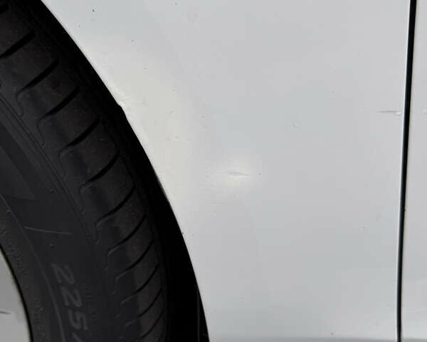 Белый Опель Zafira Tourer, объемом двигателя 1.96 л и пробегом 197 тыс. км за 11000 $, фото 27 на Automoto.ua