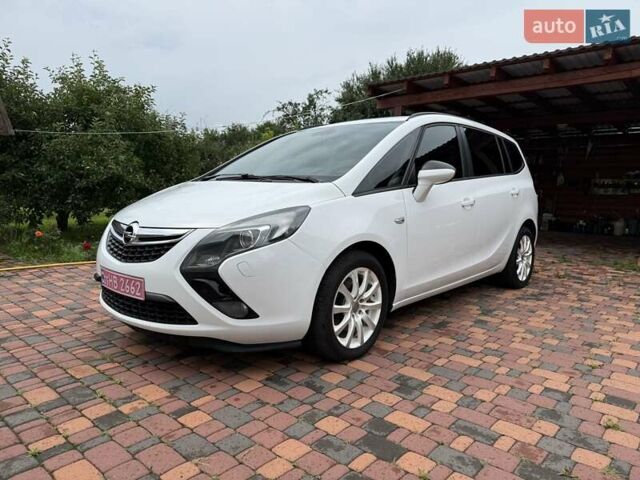 Белый Опель Zafira Tourer, объемом двигателя 2 л и пробегом 263 тыс. км за 9399 $, фото 8 на Automoto.ua