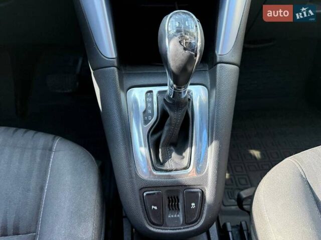 Белый Опель Zafira Tourer, объемом двигателя 1.96 л и пробегом 275 тыс. км за 8190 $, фото 32 на Automoto.ua