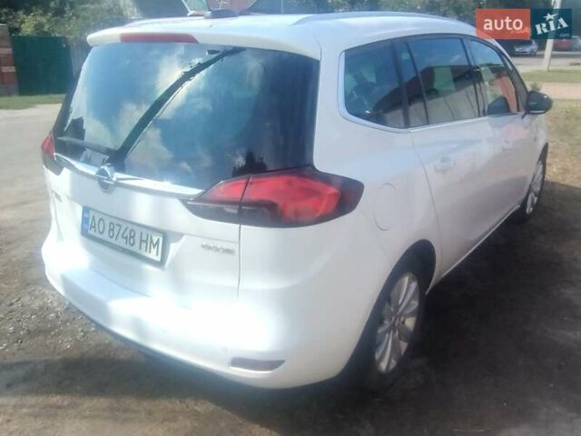 Белый Опель Zafira Tourer, объемом двигателя 1.6 л и пробегом 213 тыс. км за 10799 $, фото 37 на Automoto.ua
