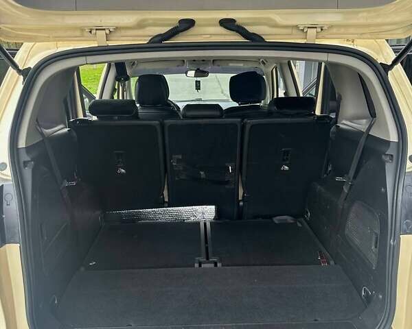 Бежевый Опель Zafira Tourer, объемом двигателя 2 л и пробегом 310 тыс. км за 7400 $, фото 6 на Automoto.ua