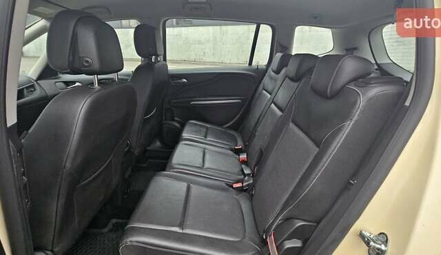 Бежевый Опель Zafira Tourer, объемом двигателя 2 л и пробегом 280 тыс. км за 12500 $, фото 25 на Automoto.ua