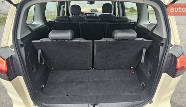 Бежевый Опель Zafira Tourer, объемом двигателя 2 л и пробегом 280 тыс. км за 12500 $, фото 27 на Automoto.ua