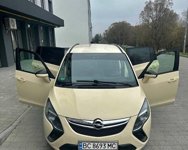 Бежевий Опель Zafira Tourer, об'ємом двигуна 1.96 л та пробігом 310 тис. км за 8600 $, фото 13 на Automoto.ua