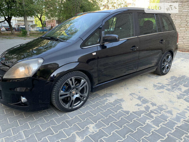 Чорний Опель Zafira Tourer, об'ємом двигуна 2 л та пробігом 194 тис. км за 8300 $, фото 3 на Automoto.ua