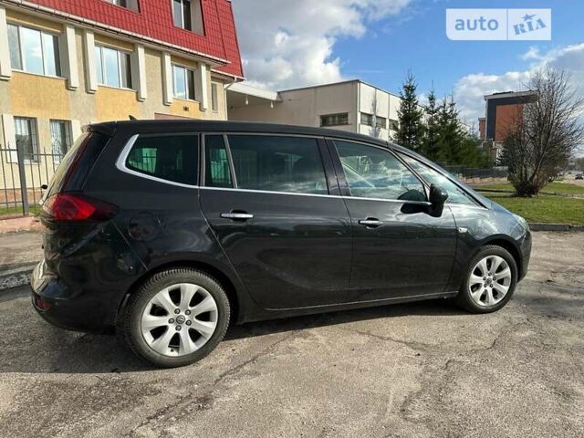 Черный Опель Zafira Tourer, объемом двигателя 0 л и пробегом 160 тыс. км за 11500 $, фото 10 на Automoto.ua