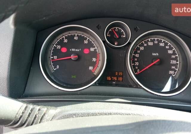 Опель Zafira Tourer 2011 в Луцке на Automoto.ua Черный Опель Zafira Tourer, объемом двигателя 0 л и пробегом 167 тыс. км за 7300 $, фото 2 на Automoto.ua
