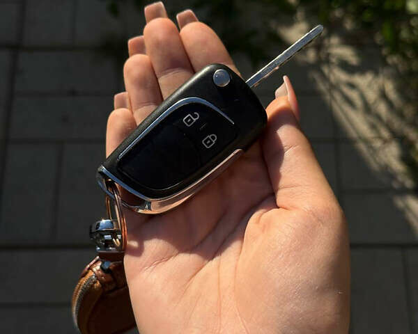 Черный Опель Zafira Tourer, объемом двигателя 1.6 л и пробегом 213 тыс. км за 9500 $, фото 32 на Automoto.ua