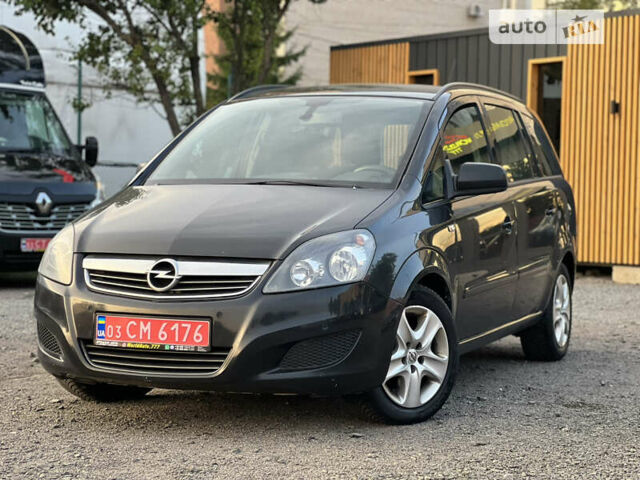 Чорний Опель Zafira Tourer, об'ємом двигуна 1.7 л та пробігом 179 тис. км за 7555 $, фото 2 на Automoto.ua