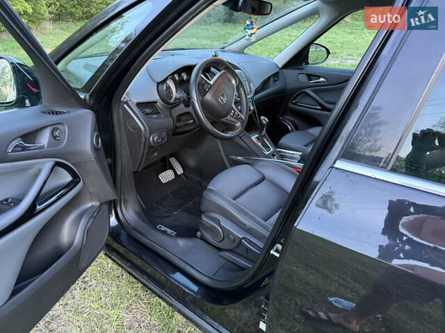 Черный Опель Zafira Tourer, объемом двигателя 0 л и пробегом 220 тыс. км за 9500 $, фото 13 на Automoto.ua