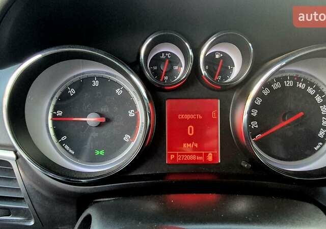 Черный Опель Zafira Tourer, объемом двигателя 2 л и пробегом 275 тыс. км за 9500 $, фото 14 на Automoto.ua