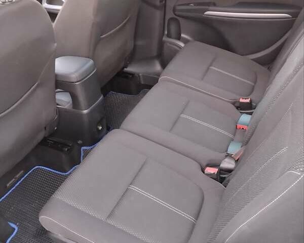 Черный Опель Zafira Tourer, объемом двигателя 1.6 л и пробегом 211 тыс. км за 9200 $, фото 5 на Automoto.ua