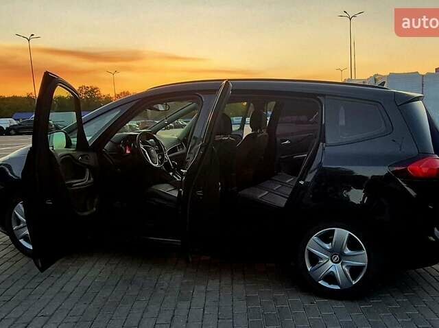 Черный Опель Zafira Tourer, объемом двигателя 2 л и пробегом 275 тыс. км за 9500 $, фото 8 на Automoto.ua