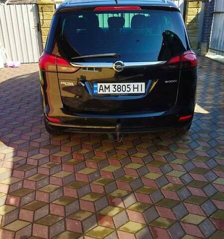 Чорний Опель Zafira Tourer, об'ємом двигуна 1.6 л та пробігом 322 тис. км за 8150 $, фото 4 на Automoto.ua