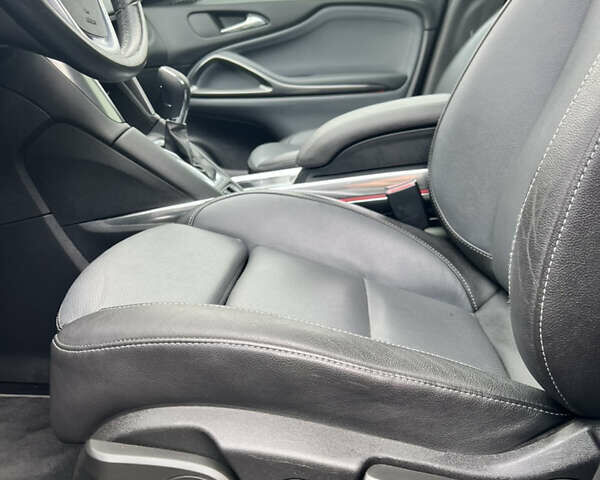 Опель Zafira Tourer 2013 у Дніпро (Дніпропетровську) на Automoto.ua Чорний Опель Zafira Tourer, об'ємом двигуна 2 л та пробігом 199 тис. км за 11999 $, фото 21 на Automoto.ua