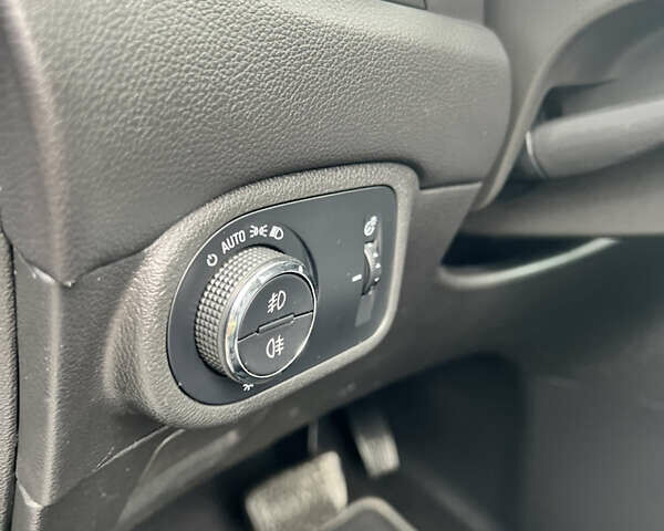 Опель Zafira Tourer 2013 у Дніпро (Дніпропетровську) на Automoto.ua Чорний Опель Zafira Tourer, об'ємом двигуна 2 л та пробігом 199 тис. км за 11999 $, фото 20 на Automoto.ua
