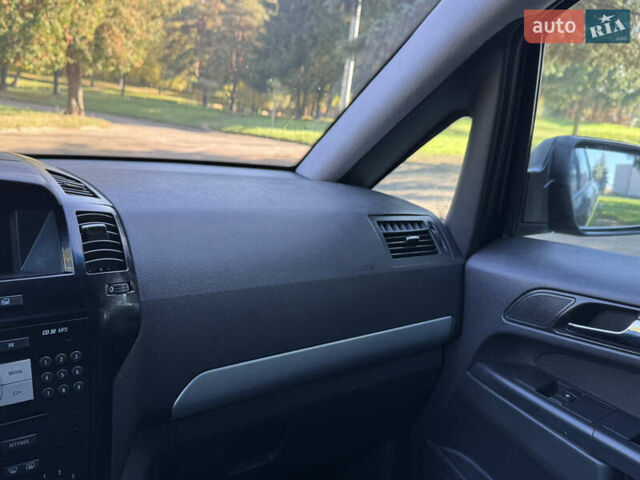 Опель Zafira Tourer 2013 у Рівному на Automoto.ua Чорний Опель Zafira Tourer, об'ємом двигуна 1.69 л та пробігом 262 тис. км за 5999 $, фото 51 на Automoto.ua