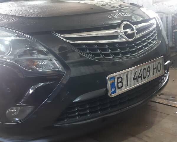 Чорний Опель Zafira Tourer, об'ємом двигуна 1.6 л та пробігом 253 тис. км за 10500 $, фото 70 на Automoto.ua