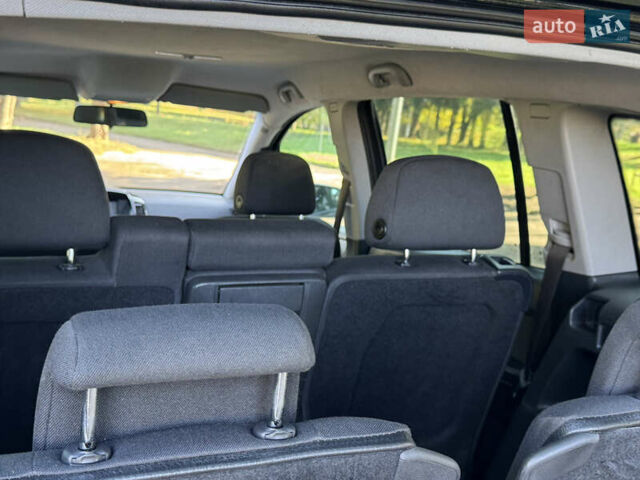 Опель Zafira Tourer 2013 у Рівному на Automoto.ua Чорний Опель Zafira Tourer, об'ємом двигуна 1.69 л та пробігом 262 тис. км за 5999 $, фото 33 на Automoto.ua
