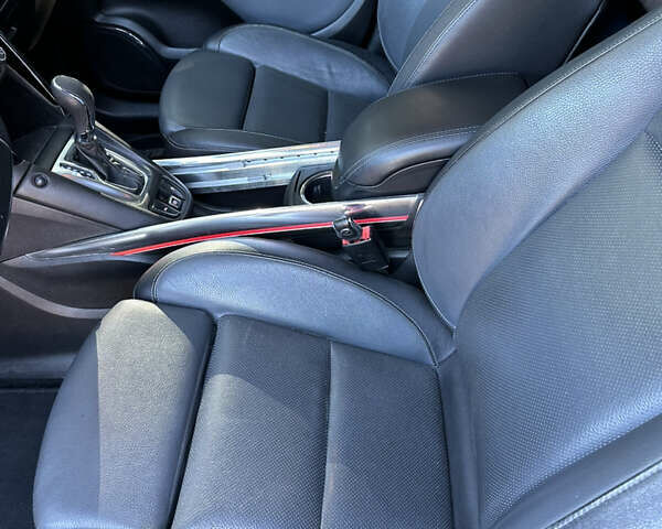 Черный Опель Zafira Tourer, объемом двигателя 1.96 л и пробегом 257 тыс. км за 10700 $, фото 8 на Automoto.ua