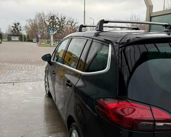 Чорний Опель Zafira Tourer, об'ємом двигуна 1.6 л та пробігом 192 тис. км за 12900 $, фото 24 на Automoto.ua