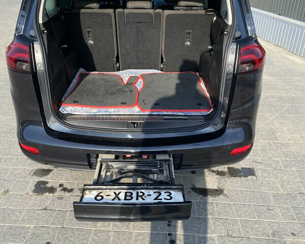 Чорний Опель Zafira Tourer, об'ємом двигуна 1.6 л та пробігом 280 тис. км за 11500 $, фото 4 на Automoto.ua
