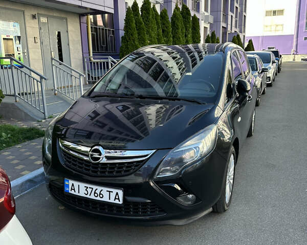 Черный Опель Zafira Tourer, объемом двигателя 1.96 л и пробегом 257 тыс. км за 10700 $, фото 22 на Automoto.ua
