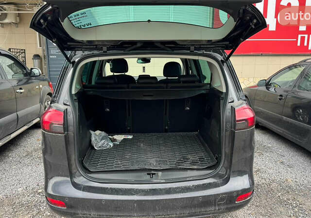 Чорний Опель Zafira Tourer, об'ємом двигуна 1.6 л та пробігом 125 тис. км за 10399 $, фото 8 на Automoto.ua