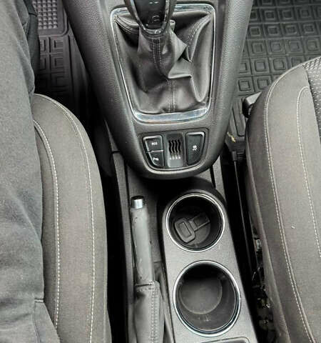 Чорний Опель Zafira Tourer, об'ємом двигуна 1.6 л та пробігом 125 тис. км за 10399 $, фото 22 на Automoto.ua