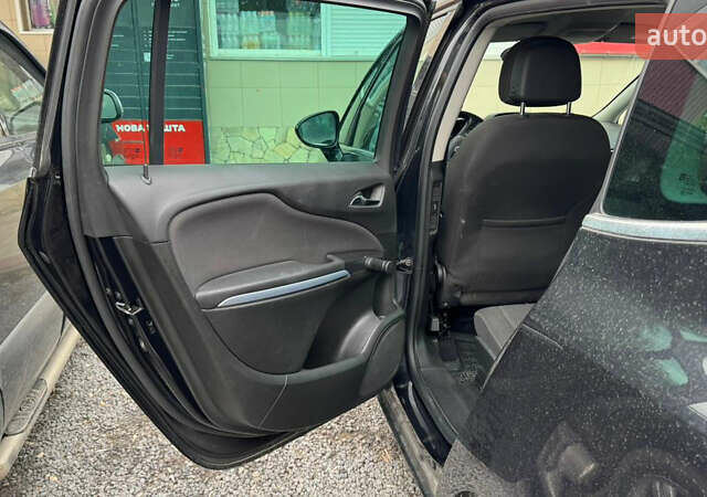 Чорний Опель Zafira Tourer, об'ємом двигуна 1.6 л та пробігом 125 тис. км за 10399 $, фото 9 на Automoto.ua