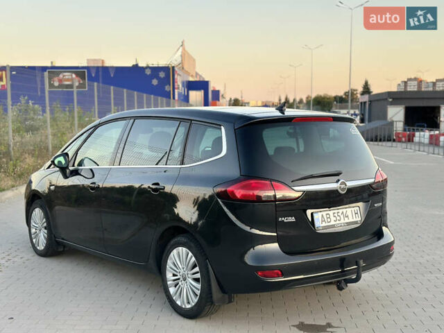Черный Опель Zafira Tourer, объемом двигателя 1.6 л и пробегом 204 тыс. км за 11200 $, фото 5 на Automoto.ua