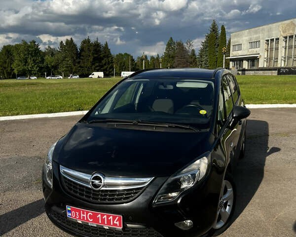 Черный Опель Zafira Tourer, объемом двигателя 2 л и пробегом 217 тыс. км за 10400 $, фото 12 на Automoto.ua