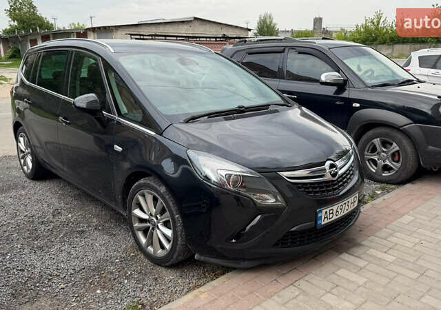 Чорний Опель Zafira Tourer, об'ємом двигуна 1.6 л та пробігом 125 тис. км за 10399 $, фото 2 на Automoto.ua