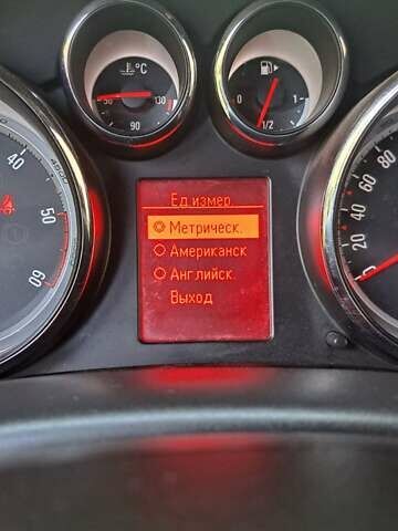 Черный Опель Zafira Tourer, объемом двигателя 1.96 л и пробегом 260 тыс. км за 10700 $, фото 15 на Automoto.ua