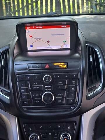 Черный Опель Zafira Tourer, объемом двигателя 1.96 л и пробегом 260 тыс. км за 10700 $, фото 12 на Automoto.ua