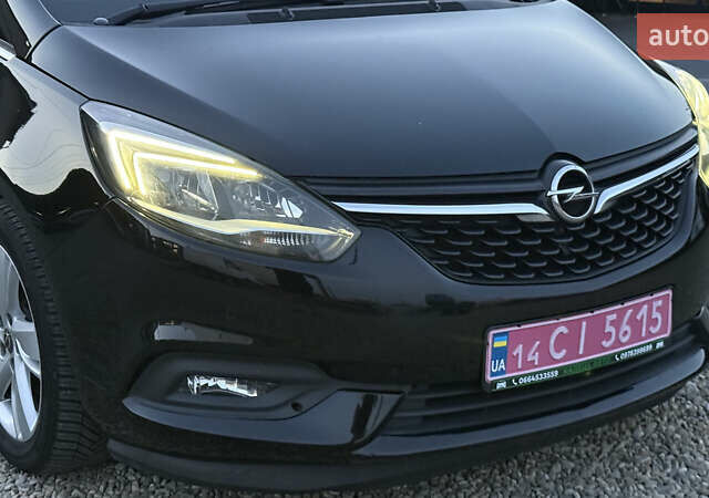 Черный Опель Zafira Tourer, объемом двигателя 1.6 л и пробегом 220 тыс. км за 12500 $, фото 10 на Automoto.ua
