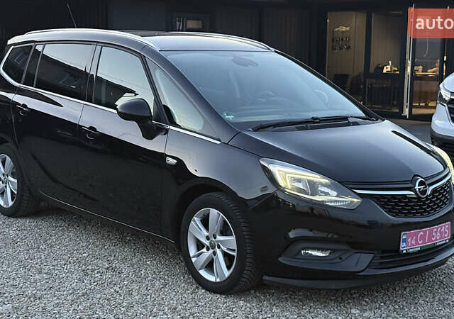 Черный Опель Zafira Tourer, объемом двигателя 1.6 л и пробегом 220 тыс. км за 12500 $, фото 9 на Automoto.ua