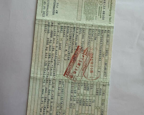 Черный Опель Zafira Tourer, объемом двигателя 1.6 л и пробегом 220 тыс. км за 12500 $, фото 1 на Automoto.ua