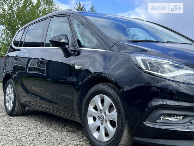 Черный Опель Zafira Tourer, объемом двигателя 1.6 л и пробегом 164 тыс. км за 14193 $, фото 8 на Automoto.ua