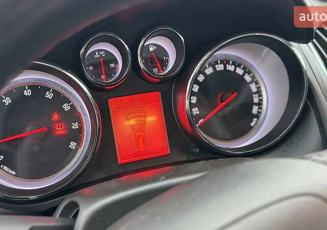 Коричневый Опель Zafira Tourer, объемом двигателя 1.6 л и пробегом 189 тыс. км за 9150 $, фото 18 на Automoto.ua