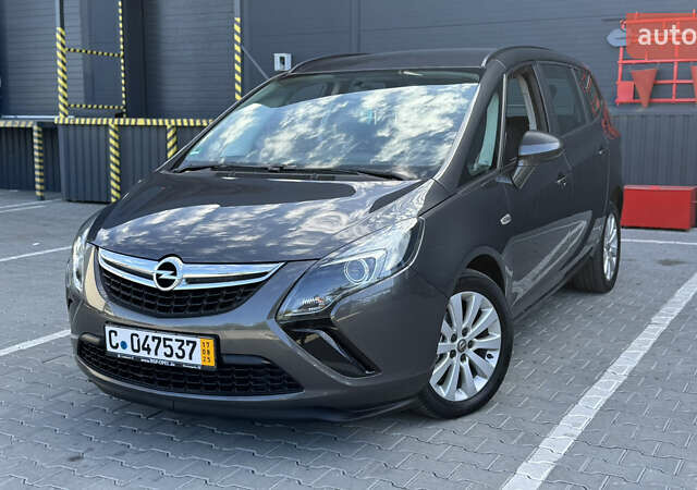 Коричневый Опель Zafira Tourer, объемом двигателя 1.6 л и пробегом 188 тыс. км за 9350 $, фото 14 на Automoto.ua