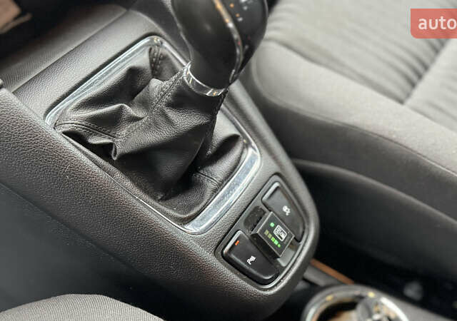 Коричневый Опель Zafira Tourer, объемом двигателя 1.6 л и пробегом 189 тыс. км за 9150 $, фото 19 на Automoto.ua