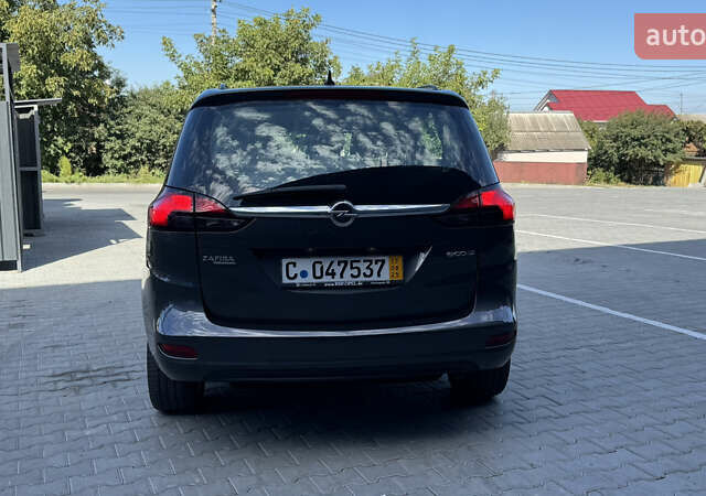 Коричневый Опель Zafira Tourer, объемом двигателя 1.6 л и пробегом 188 тыс. км за 9350 $, фото 13 на Automoto.ua