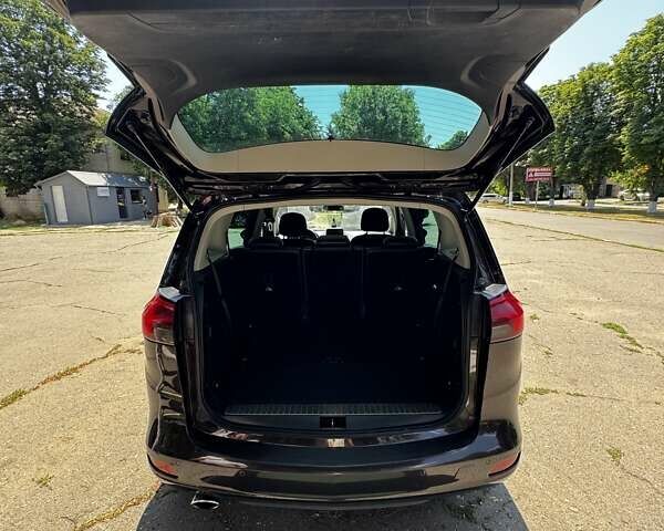 Коричневий Опель Zafira Tourer, об'ємом двигуна 2 л та пробігом 193 тис. км за 11700 $, фото 5 на Automoto.ua