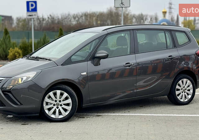 Коричневый Опель Zafira Tourer, объемом двигателя 1.6 л и пробегом 189 тыс. км за 9150 $, фото 4 на Automoto.ua