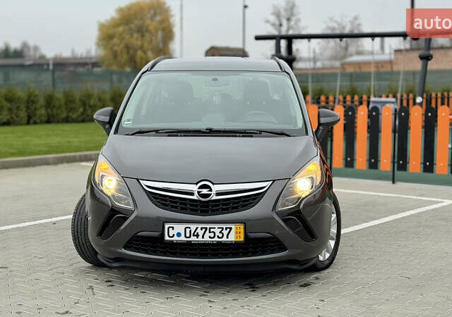 Коричневый Опель Zafira Tourer, объемом двигателя 1.6 л и пробегом 189 тыс. км за 9150 $, фото 5 на Automoto.ua