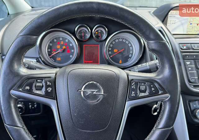 Коричневый Опель Zafira Tourer, объемом двигателя 1.6 л и пробегом 189 тыс. км за 9150 $, фото 42 на Automoto.ua